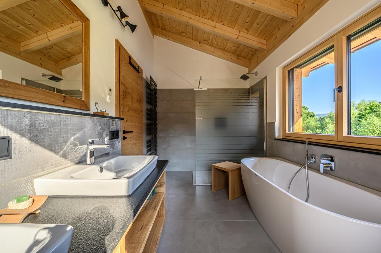 Kroner Chalets تزفيسل المظهر الخارجي الصورة