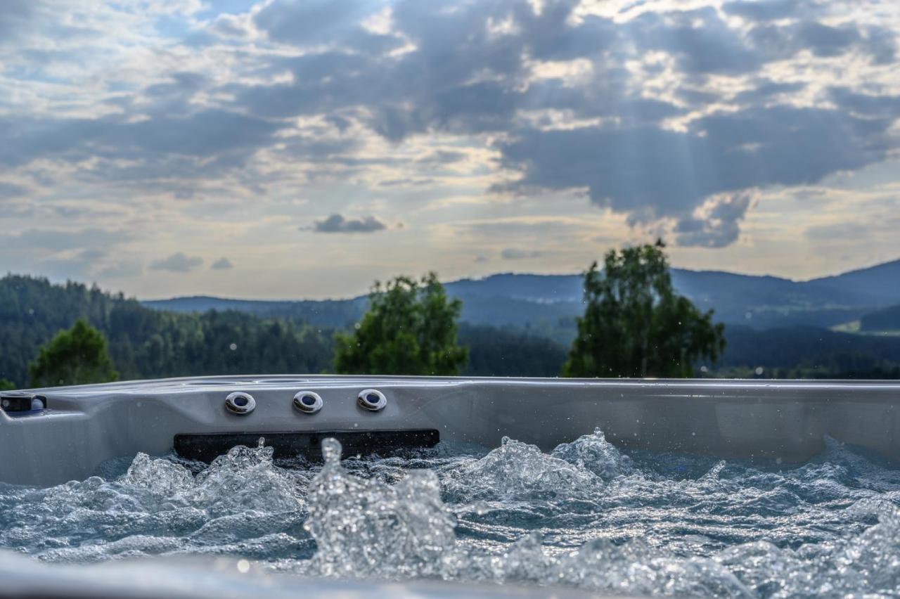 Kroner Chalets تزفيسل المظهر الخارجي الصورة