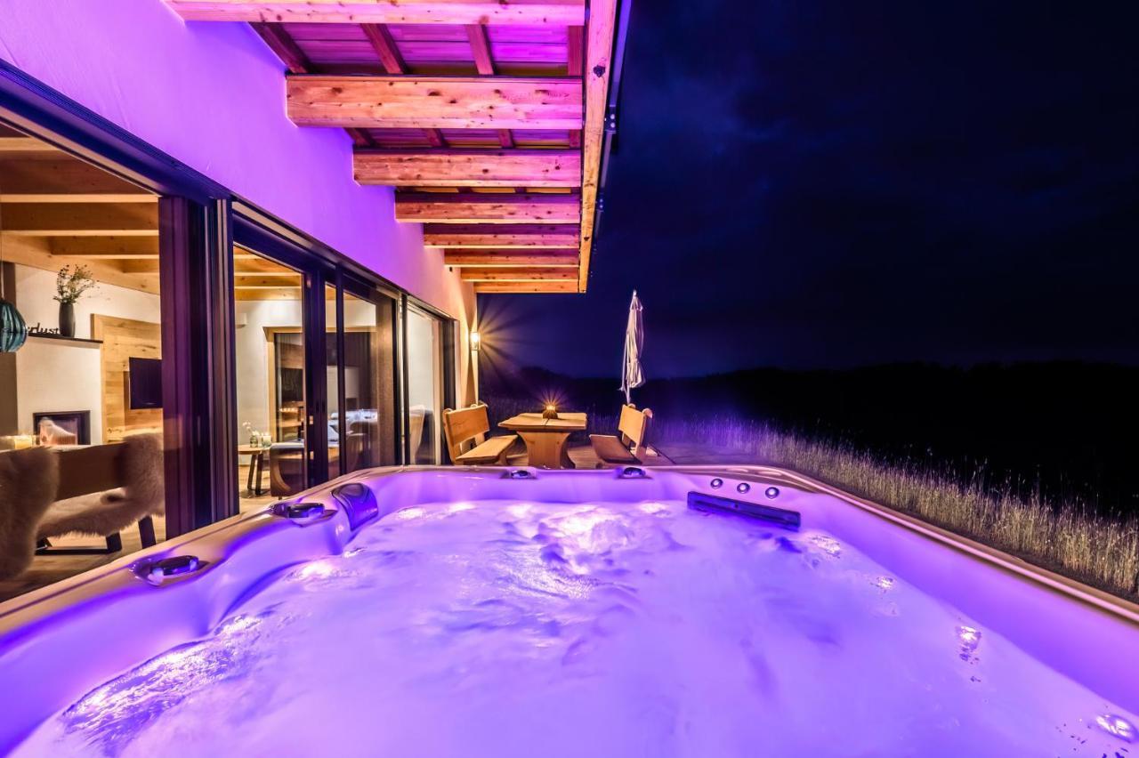 Kroner Chalets تزفيسل المظهر الخارجي الصورة
