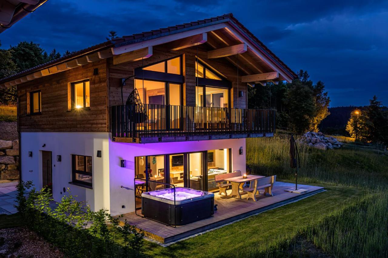 Kroner Chalets تزفيسل المظهر الخارجي الصورة