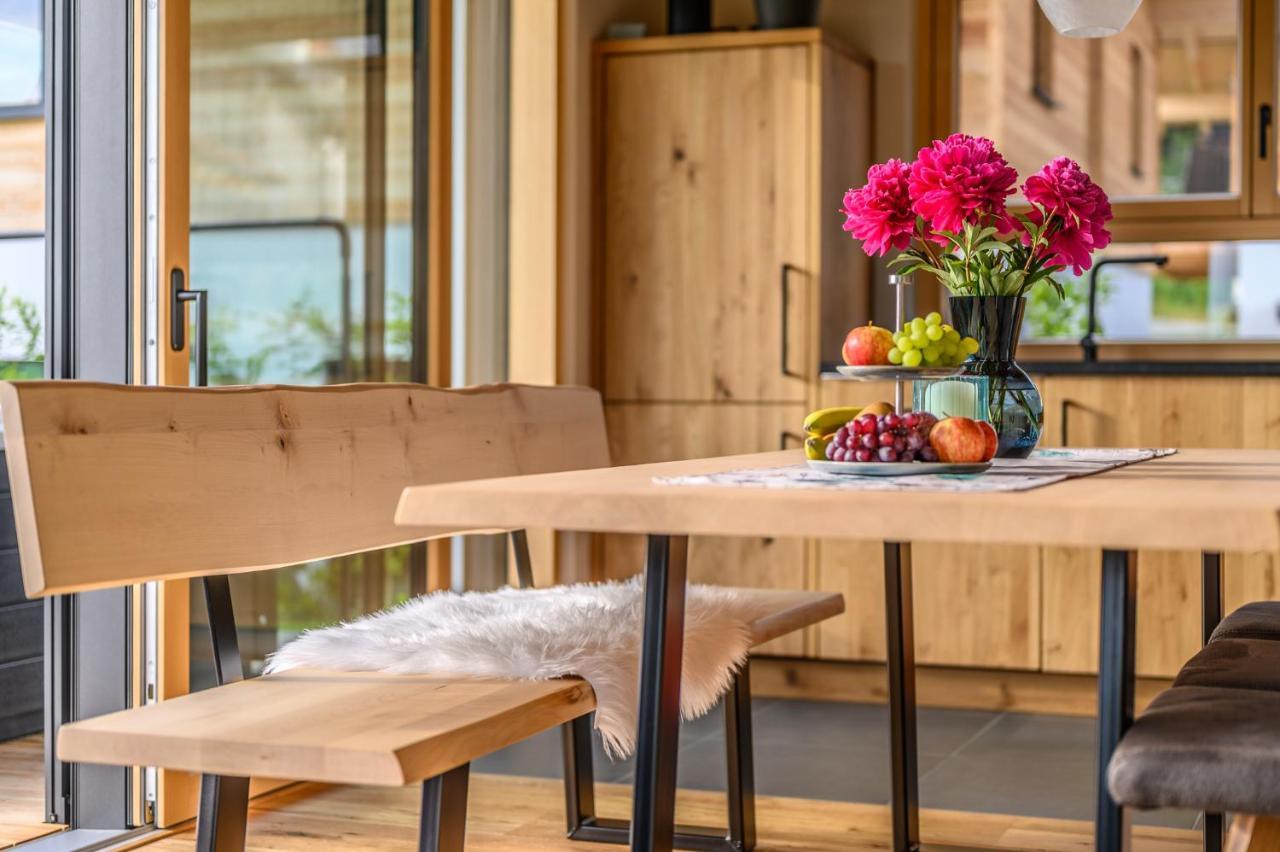 Kroner Chalets تزفيسل المظهر الخارجي الصورة