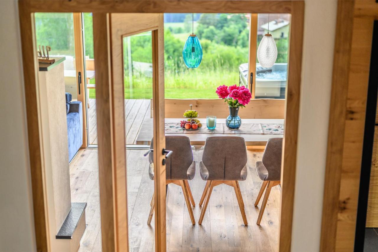 Kroner Chalets تزفيسل المظهر الخارجي الصورة